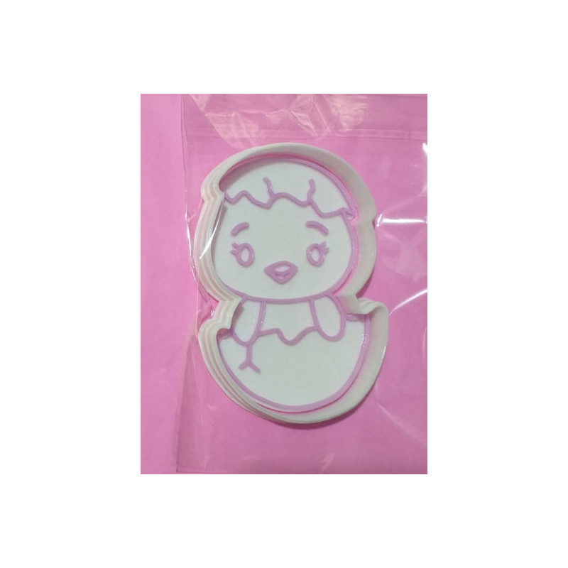 Pollito en cascaron modelo 2